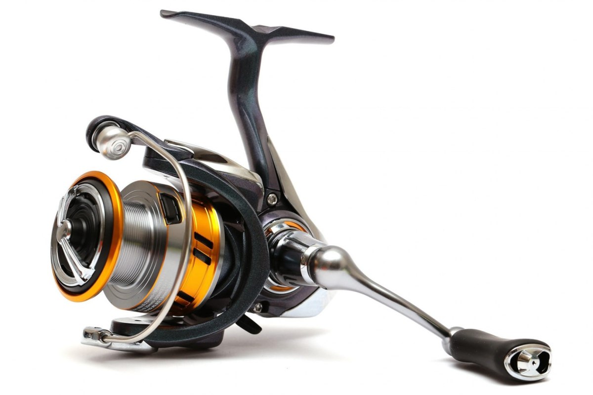Daiwa Kołowrotek Regal LT 3000D-C + Gratis Daiwa Kołowrotek Regal LT 3000D-C + Gratis