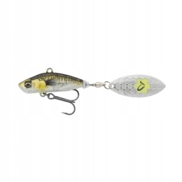 Savage Gear 3D Sticklebait Tailspin 8 cm 18 g GREEN SILVER AYU - wirujący ogonek