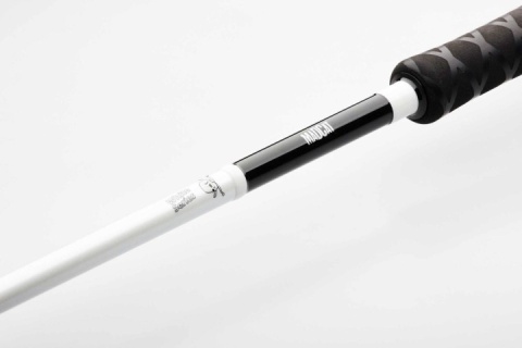 Wędka sumowa MADCAT White Inline LCF 2,10 m 100–200 g