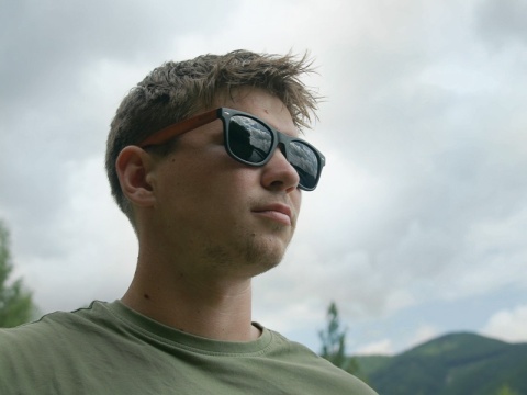 Okulary polaryzacyjne Delphin OAX z drewnianymi zausznikami